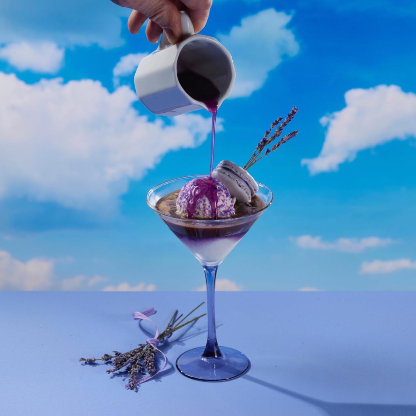 DaVinci Gourmet Lavender Syrup 25.4 Fl Oz (Pack of 3) + 1/4 Oz Syrup Pumps (Pack of 3)